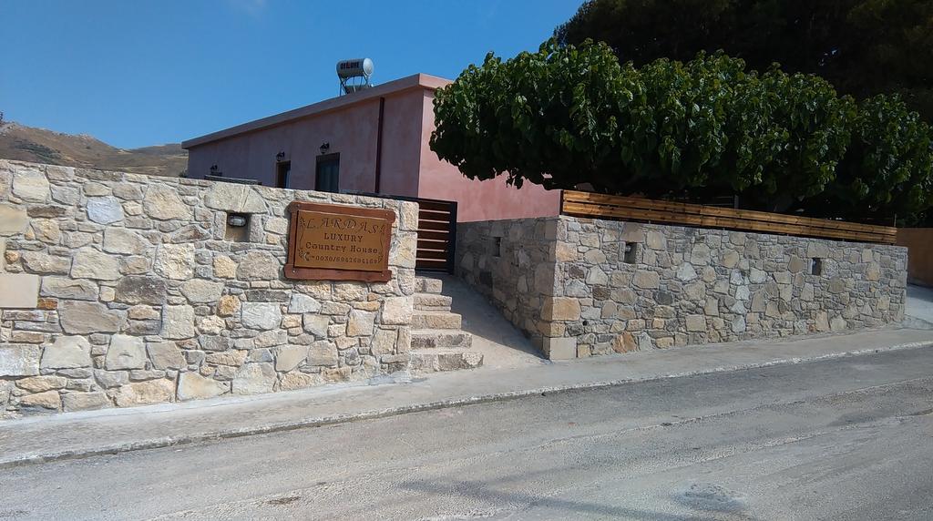 קיסאמוס Lardas Luxury Country House מראה חיצוני תמונה